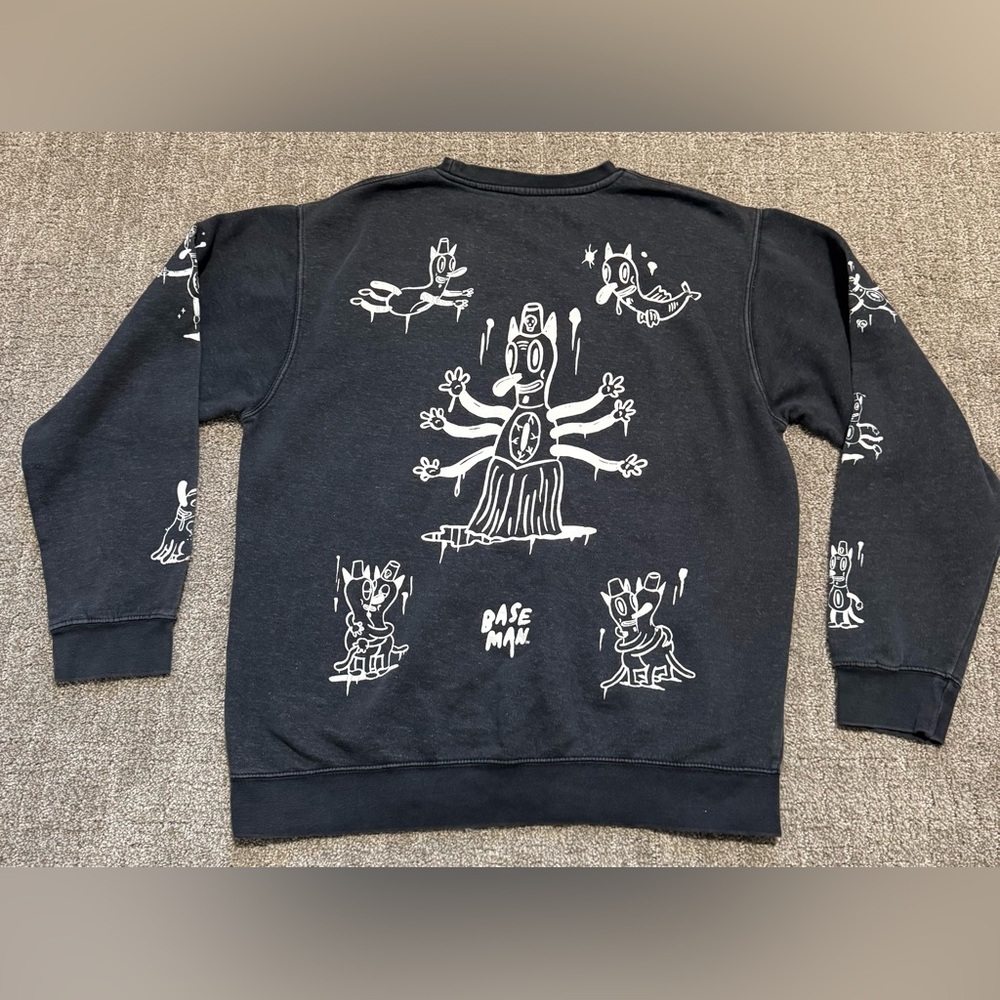 Basemen sweatshirt from urban outfitters.  Men’s large - Picture 7 of 8